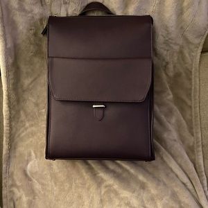 Women's Executive Leather Convertible Backpack NWOT purple